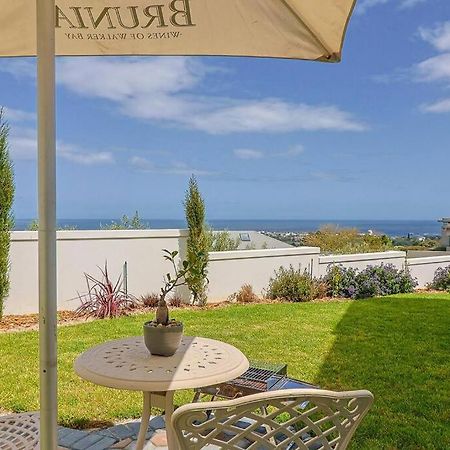 The View, Studio Hermanus Bagian luar foto